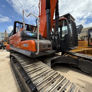Excellent excavateur Doosan DX380LC-9C d'occasion, faible nombre d'heures, peinture d'origine, bien entretenu, fonctionnement stable, haute efficacité, prix abordable, prêt à être expédié - Product Image 2