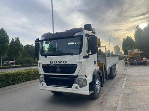 <span class=keywords><strong>Camion</strong></span> grue d'occasion HOWO 8x4 de 14,5 m de long, 14 tonnes, modèle 2021, <span class=keywords><strong>à</strong></span> <span class=keywords><strong>vendre</strong></span> – <span class=keywords><strong>Camion</strong></span> grue pick-up d'occasion <span class=keywords><strong>à</strong></span> bas prix de Chine - Product Image 4
