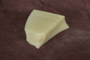Cire microcristalline de qualité industrielle, entièrement raffinée, en forme solide, pour la fabrication de bougies, l'épilation - Product Image 3