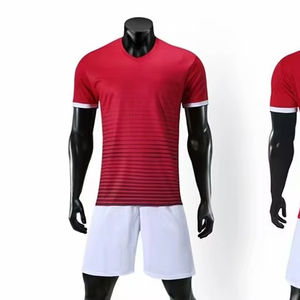 新球员灵感足球服经典风格足球服 - Product Image 1