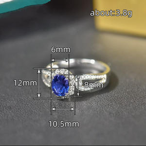 Broche de Oro Blanco Q892 con Zafiro, Corte Brillante Redondo, Engaste de Garras, Joyería Fina de Compromiso para Mujer - Product Image 4