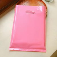 Sacs en PE roses découpés à la forme avec poignée, sacs de courses jetables en plastique pour boutiques, magasins de détail, emballage pour sous-vêtements et lingerie