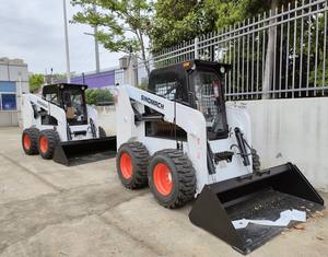 Cargadoras Pequeñas Multifuncionales con Ruedas Changllin, Cargadoras Compactas de 55KW para Jardín y Hogar - Product Image 1