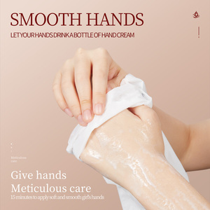 Masque exfoliant pour les mains à la rose hydratant pour peaux sèches SADOER - Product Image 4