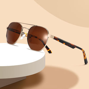 Kính mát thời trang unisex khung kim loại đa giác cao cấp mới nhất, tròng kính phân cực UV400, chất liệu <span class=keywords><strong>acetate</strong></span> thoải mái - Product Image 3