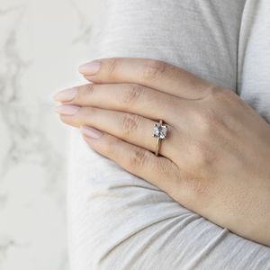 Moissanite แหวนหมั้นเพชรชุดตะกร้าสุดหรูสำหรับเจ้าสาวชุดตะกร้าสำหรับงานครบรอบวันเกิดและงานโซลิแทร์คัทเชอร์ - Product Image 4