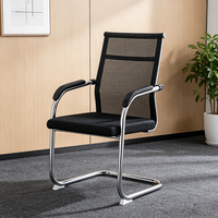 Chaise de bureau ergonomique moderne à dossier moyen en maille, extensible et réglable en hauteur, idéale pour la réception des visiteurs et les négociations