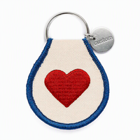 Porte-clés personnalisé brodé, fabrication OEM, vente en gros, porte-clés en toile, cœur, tout design, breloque métallique, fabricant direct en gros