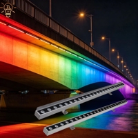 Projecteur mural LED extérieur en promotion, IP65, en alliage d'aluminium, 100 lm/W, haute efficacité pour l'éclairage architectural de façades et de paysages