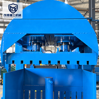 Compacteur de déchets hydraulique vertical industriel à compression efficace, robuste, multi-matériaux pour l'emballage et le recyclage