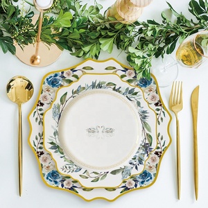 En gros personnalisé en céramique <span class=keywords><strong>vaisselle</strong></span> De Mariage Or <span class=keywords><strong>vaisselle</strong></span> ensemble de <span class=keywords><strong>vaisselle</strong></span> en <span class=keywords><strong>porcelaine</strong></span> - Product Image 1