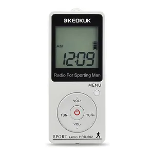 2024 nouveaux matériaux produit écran LCD Portable avec écouteur Rechargeable stéréo Fm Am podomètre Radio numérique pour le sport