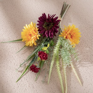 Bouquet de fleurs artificielles Gerberas Note CF01248, décoration d'intérieur, accessoires de mariage, tissu tissé en plastique - Product Image 3