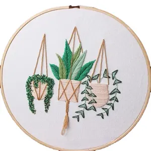 Full Range of Embroidery Starter Kit with Pattern, Cross Stitch Kit Including Embroidery Fabric with Plant Pattern