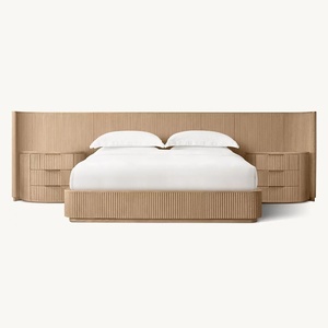 カスタムメイドの高級クイーン・キングサイズ無垢材ベッド、ソフトスタイル寝室家具、ヴィラ用拡張ヘッドボード付き寝室ベッドセット - Product Image 3