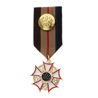Insigne en vrac en gros personnalisé Médaille d'honneur en métal plaqué or 3D Médailles avec ruban court