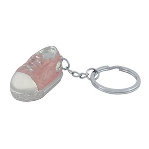 Portachiavi in peluche rosa a forma di scarpina, senza scatola - Product Image 1