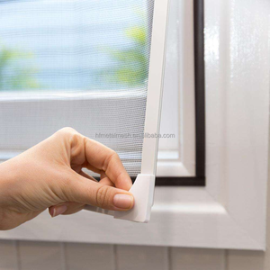 Moustiquaire de fenêtre en PVC tissé magnétique avec options de pliage et de découpe personnalisables - Product Image 4