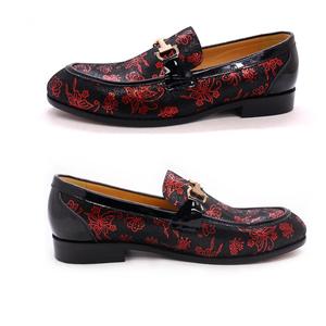 새로운 스타일 수제 정품 가죽 캐주얼 디자인 남성 슬라이드 슬리퍼 드레스 신발 매일 산책 패션 남성 신발 - Product Image 2