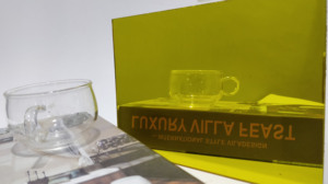 2Mm 4a Linh Hoạt <span class=keywords><strong>Plexiglass</strong></span> Rõ Ràng Acrylic Perspex Gương Tấm 3Mm 6Mm Cắt Laser Óng Ánh Pmma Acrylicsheet Phế Liệu Màu - Product Image 4