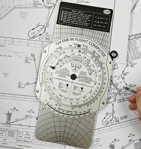 DF E6B-M Suministros de Dibujo Técnico, Reglas, Herramientas de Navegación para Estudiantes, Suministros de Aviación, Herramienta de Guía Gráfica Deslizante para Mapas, Computadora de Vuelo - Product Image 6