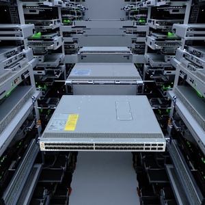 Nexus 9300-fx3 N9K-C93180YC-FX3 PE điện VPC ACI lá EVPN-VXLAN vải USB chuyển đổi với 1 năm bảo hành trong hộp - Product Image 4