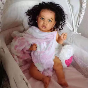 Muñeca de vinilo artificial de Navidad al por mayor, molde de 22 pulgadas, muñeca realista africana negra reborn en venta - Product Image 4