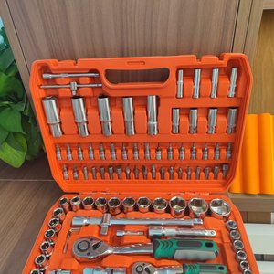Kunci Soket Ratchet 72 Gigi, dengan Soket dan Bit Soket 1/4 inci dan 1/2 inci yang Serasi. - Product Image 3