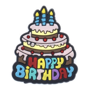 Vente en gros de breloques pour chaussures de joyeux anniversaire cadeau promotionnel accessoire de décoration de chaussures gâteau fête d'anniversaire breloque sabot en caoutchouc pour chaussures - Product Image 5