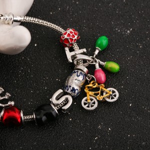 Pulsera de abalorios ajustable <span class=keywords><strong>con</strong></span> temática de película misteriosa Stranger, <span class=keywords><strong>con</strong></span> dijes de bicicleta, dados y globos, para regalo de fans - Product Image 2