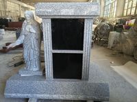 Columbrière familiale privée à 2 niches, pierre tombale en granit, style traditionnel
