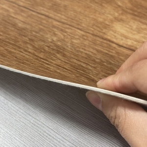 Rouleaux <span class=keywords><strong>de</strong></span> sol en linoléum PVC Grain <span class=keywords><strong>de</strong></span> <span class=keywords><strong>bois</strong></span> <span class=keywords><strong>Tapis</strong></span> en plastique <span class=keywords><strong>de</strong></span> support en feutre épais supérieur pour bus <span class=keywords><strong>de</strong></span> salon - Product Image 2