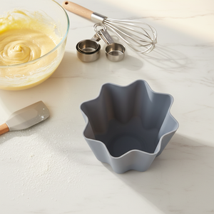 Molde de Silicona para Hornear sin BPA y Molde para Pan Mini Panettone Colección Let's Celebrate Bakeware Molde Multiusos para Gelatina - Product Image 1