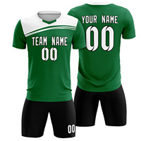 Chemises de football rétro classique vintage personnalisées maillots de football à col en V uniformes de vêtements de sport imprimés numériquement pour la coupe automatisée