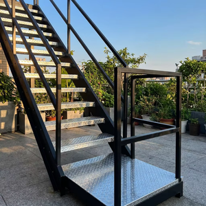 Marches d'<span class=keywords><strong>escalier</strong></span> antidérapantes en acier galvanisé peint résistant aux intempéries pour villa, atelier, condominium, entrepôt, escaliers flottants - Product Image 1