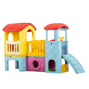 Combinaison de toboggan et de balançoire en plastique robuste pour l'éducation de la maternelle, pour une utilisation en jardin et résidentielle - Product Image 1