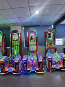 Console Arcade Coin-Operata per Centri Giochi: Scambio Biglietti Intrattenimento per il Gioco Calcio World Push the Ball - Product Image 4
