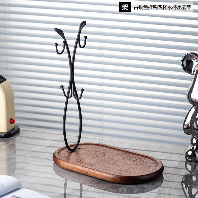 Black hook four-cup water bottle holder