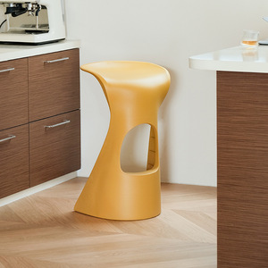 Taburete de <span class=keywords><strong>Bar</strong></span> Nórdico de Plástico PP, Moderno, Minimalista, Apilable, para Exteriores - Product Image 3
