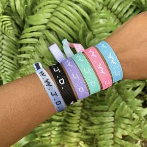 Braccialetti in Poliestere Ecologici Personalizzabili Multicolore <span class=keywords><strong>per</strong></span> <span class=keywords><strong>Giovani</strong></span> Cristiani come Regalo Promozionale - Product Image 2