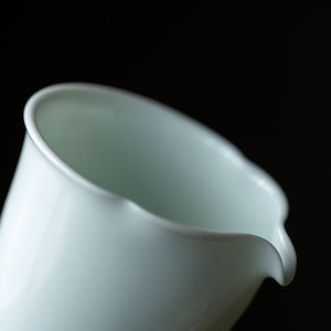 Yingqing Huakou Fair Cup Porcelain Thin Wall <b>Tea</b> Dispenser For Kung Fu <b>Tea</b> <b>Set</b> - Product Image 2