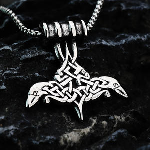 Colgante Retro Europeo Americano de Acero Inoxidable para Hombre, Amuleto Vikingo de Cuervo de Odín, Joyería con Temática Animal y Geométrica, Regalo - Product Image 3
