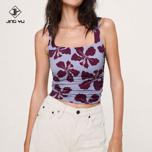 Débardeurs pour femmes en rayonne, confortables et personnalisés, avec un design OEM élégant, plissé, imprimé bohème et col carré. - Product Image 1