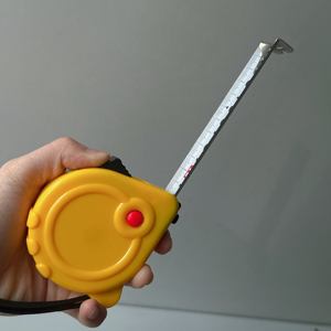 Ruban à mesurer en acier de qualité supérieure de 10 mètres - Boîtier en ABS antichoc Poignée antidérapante Système de verrouillage rapide - Product Image 1