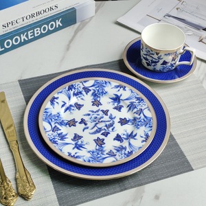 Hot Selling Gold Rim Fine Bone China Porcelain Dinner Set Wholesale Ceramic Wedding Decoration Blue <b>Dinnerware</b> Set - Product Image 5