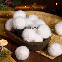 Pompons en fausse fourrure de lapin de 6 cm et 8 cm avec double ruban, boules suspendues, décorations de fête, ornements pour arbre de Noël, pendentifs suspendus