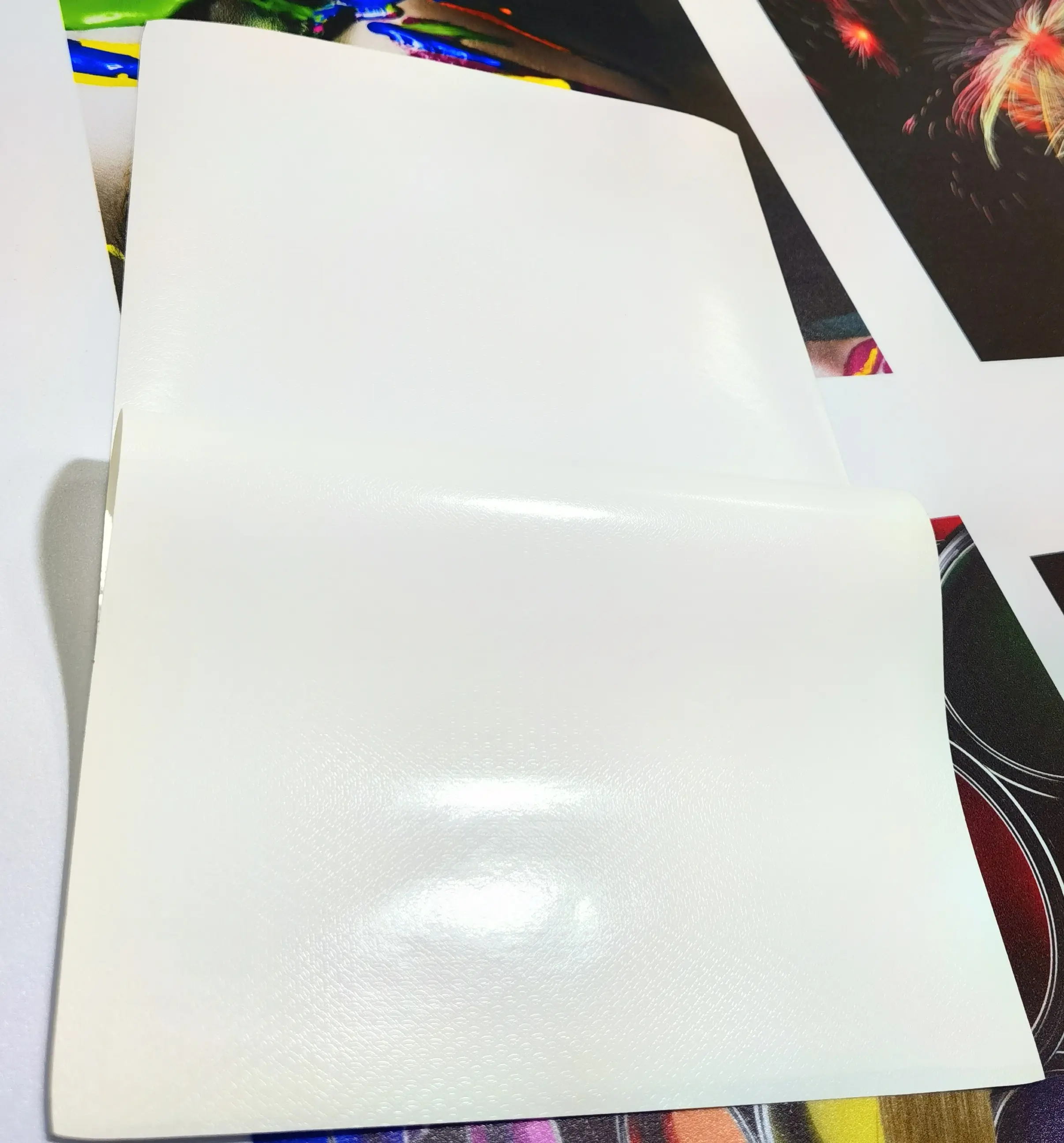 Vật liệu in ấn cho Áp phích quảng cáo tự dính Vinyl PVC cao Polymer PVC