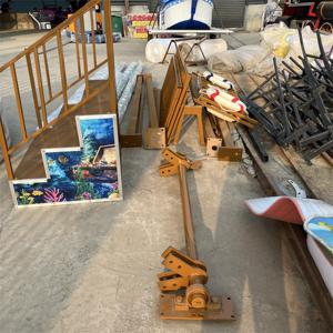 Parc d'attractions installations pièces de rechange pour <span class=keywords><strong>bateau</strong></span> <span class=keywords><strong>pirate</strong></span> sur remorque Pirates Revenge ride moteur électrique pneus de roue - Product Image 6