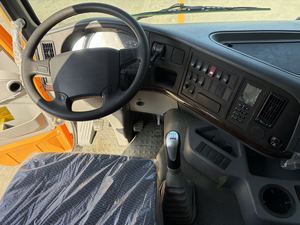 Camion benne minier 8x4, caisse de chargement de 26,22 mètres cubes, 371 chevaux, <span class=keywords><strong>pour</strong></span> la construction minière - Product Image 2