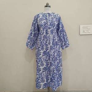 Robe midi en coton imprimé floral style Kyra, légère et décontractée pour femmes - Product Image 2